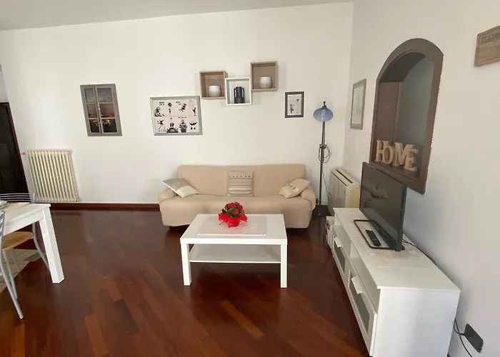 Il Cortile Di Adele Кастеллетто-сопра-Тичино